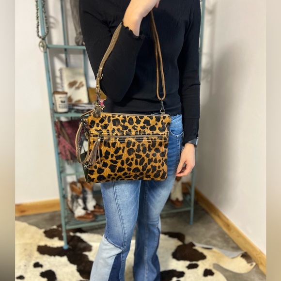 ON TREND leopard cheetah animal Myra Bag Leather Cowhide  Crossbody Purse - Picture 7 of 9